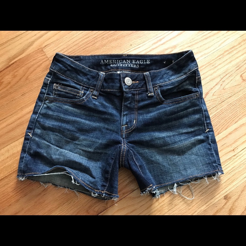 SOLD 💵 American Eagle Jean Shorts